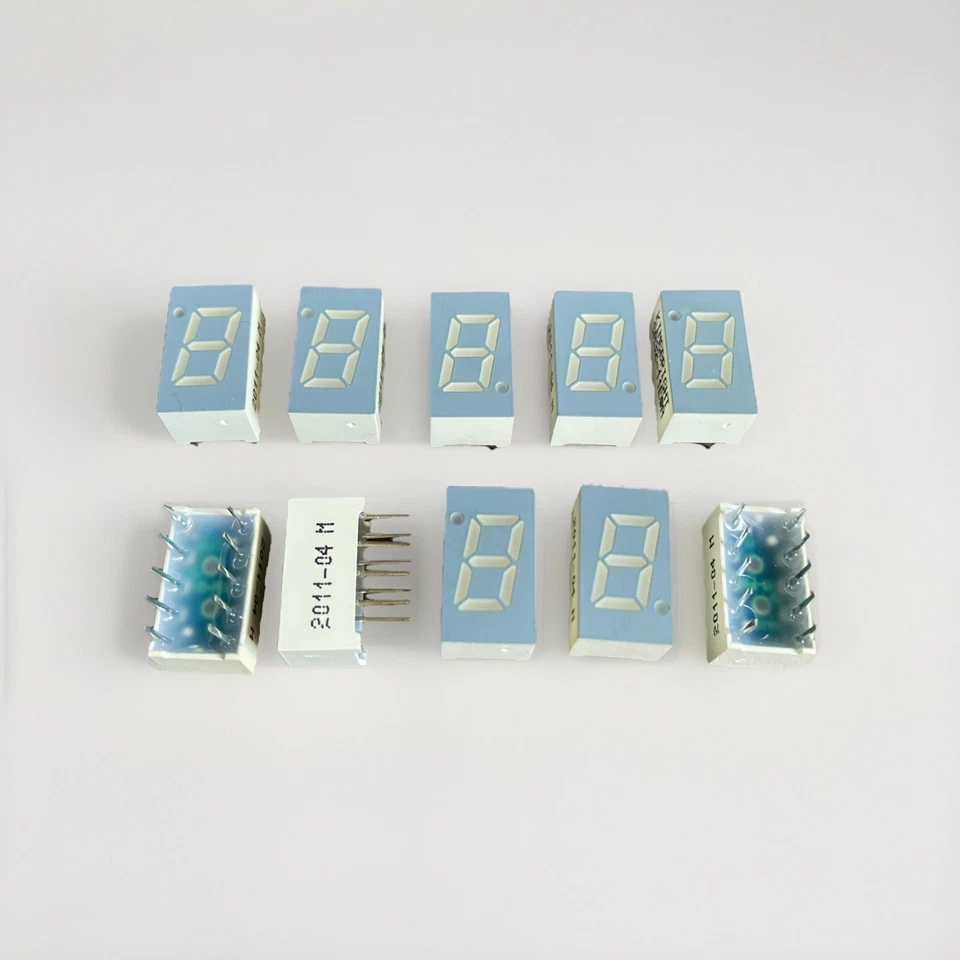 10x Kingbright SA32-11EWA - LED 7 Segmenti Rosso - Anodo Comune - Nuovi - Immagine 2 di 2