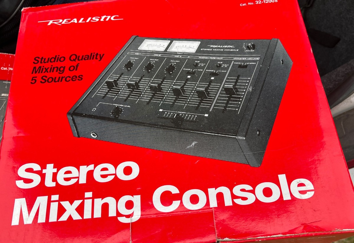 Realistic 32-1200b Stereo Mixing Console Q22 for sale online Realistic 32-1200b Stereo Mixing Console Q22 for sale online