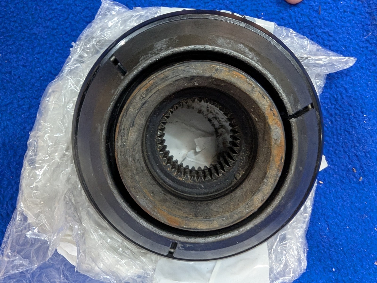 Grade B Lamborghini Huracan/Aventador Center Locking Nut 3 Black OEM 470601295A