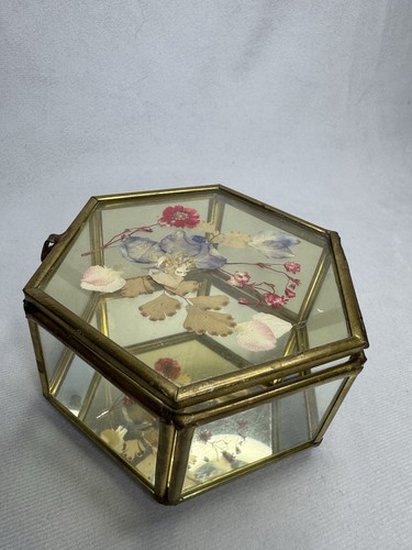Vintage Mirrored Brass & Glass Floral Lid Trinket Jewelry Box Hexagon - Picture 3 of 7