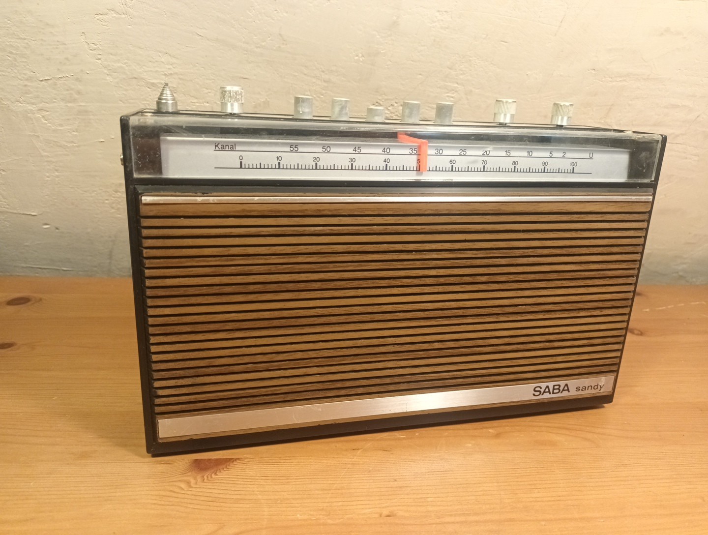 SABA sandy Vintage Kofferradio.