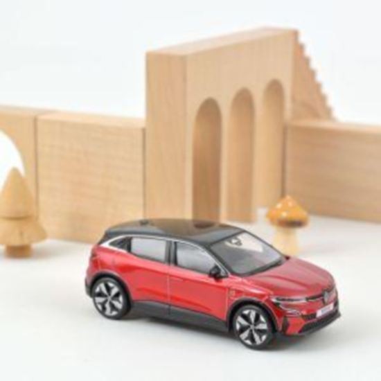 Norev 1:43 Renault Megane E-Tech 100% Electric 2022 - Flame Red & Black-image