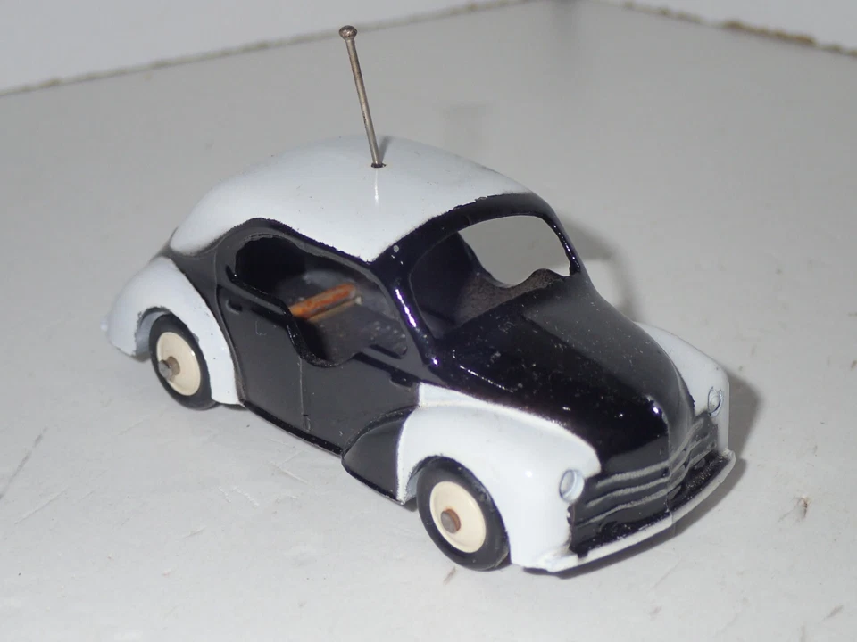 CIJ 3.49 RENAULT 4 CV POLICE 1959 (2) - Immagine 2 di 4