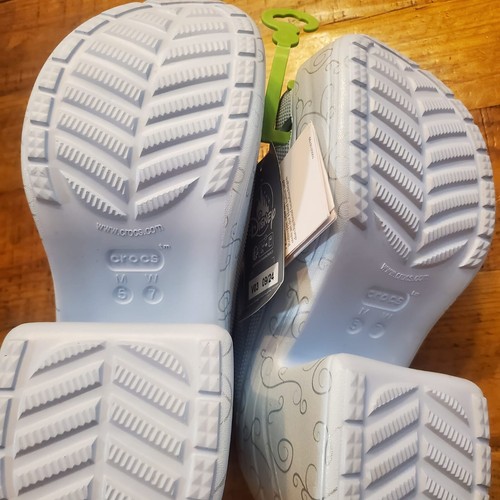 Rare DISNEY PARKS Princess Cinderella Platform Crocs Size M7/W9 - NWT - Picture 6 of 6