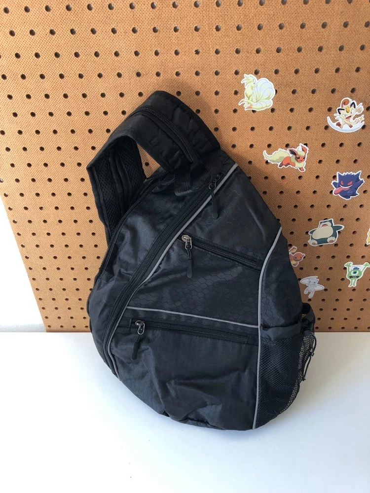 Pickleball Bag Lightweight Sling Bag, Adjustable Pickleball,Tennis Backpack Back