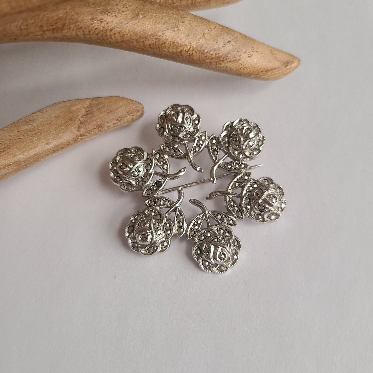 VINTAGE ANTIQUE KD SIGNED STERLING SILVER MARCASITE ROSES  display picture 2