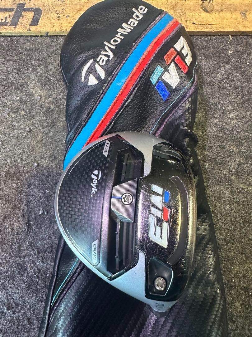 TaylorMade M3 15° 3W Right Hand Head Only Cover sports golf 