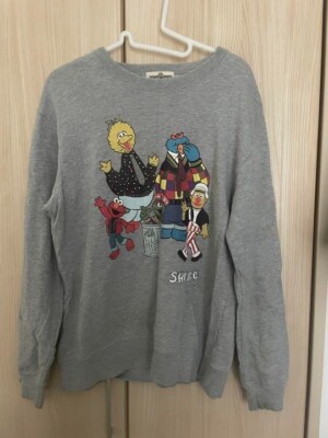 SHINee WORLD 2017 SHINee × SESAME STREET Collabo Sweat L size