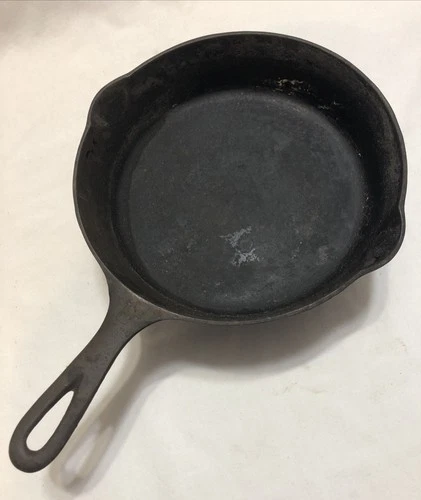 Vintage Griswold No. 6 Cast Iron Skillet 10"  Small Block Logo 699J