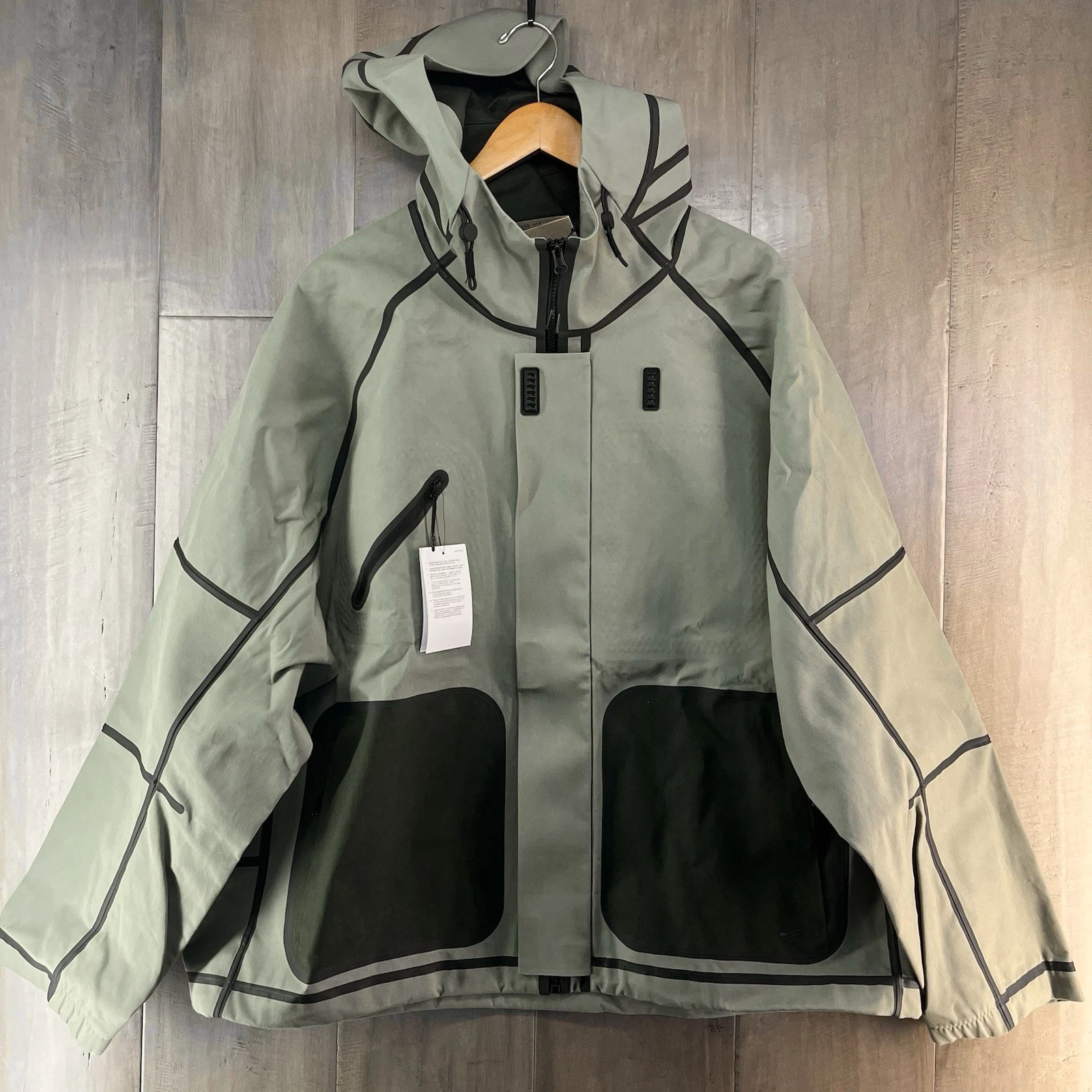 Nike Tech Men's Storm-FIT Hooded Full Zip Rain Jacket Size XL HM9473-320