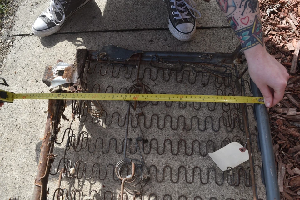 Willys Aero Lark Aerolark 1953 asiento de banco superior trasero resortes centrales 53 Foto 3 de 4