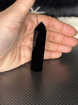 Schwarzer Obsidian Kristall Turm poliert