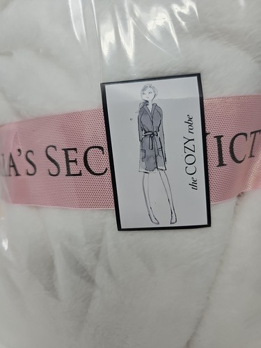 Victoria’s Secret The Cozy Robe Short Sz M/L White Embroidered Pink Angel Plush - Picture 2 of 4