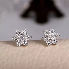 Sparkling Clear Cubic Zirconia Snowflake Silvery Stud Earrings