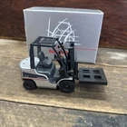 RARE Nissan 25 Agres Silver & Black 1:25 Scale Model Forklift