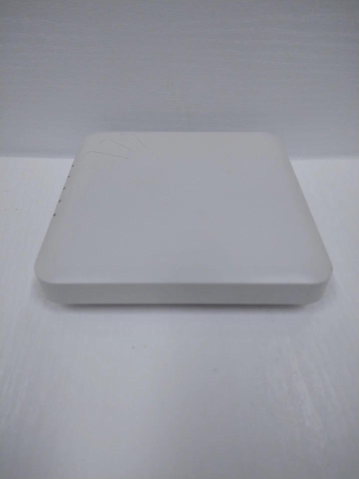 Ruckus ZoneFlex R300 Wireless Access Point - White - Image 3 of 4