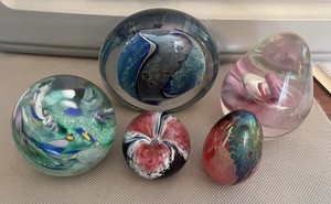 Robert Eickholt Paperweight | eBay