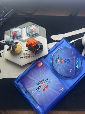 Disney Infinity PS4   Basisplatte mit Stitch & Merida Figuren