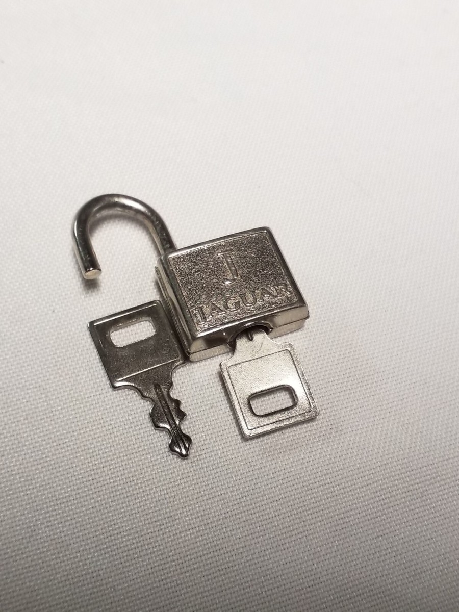 小物 PADLOCK KEY HANGER / BLACK 小物 VAULTROOM PADLOCK KEY HANGER / BLACK PADLOCK KEY HANGER