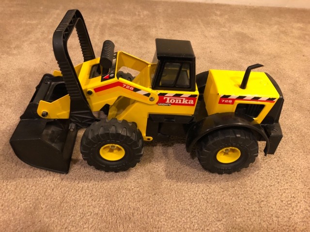 Vintage TONKA Trucks Mighty 728 Front 