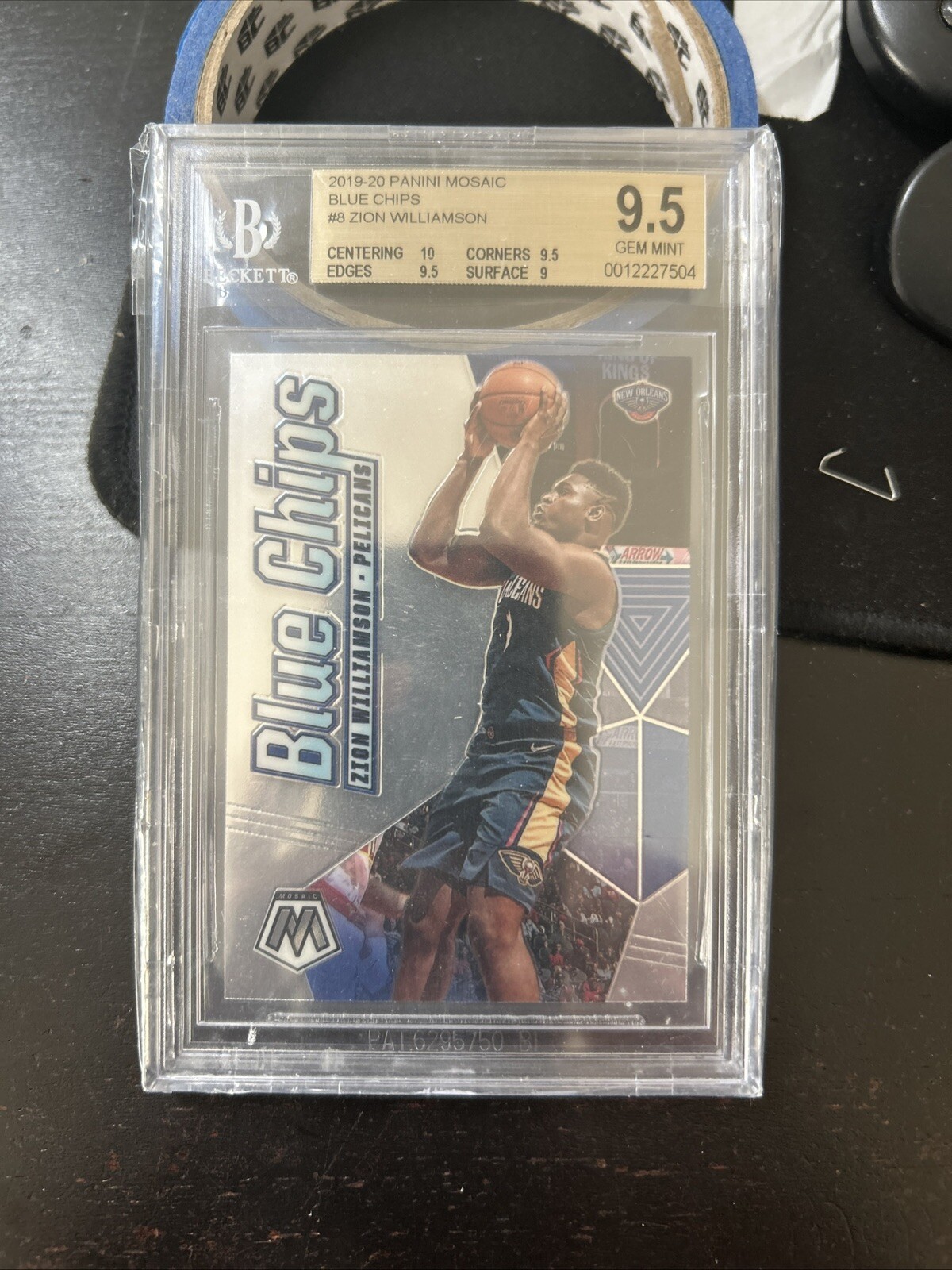 2019 Panini Mosaic Zion Williamson Rookie Card RC Blue Chips #8 BGS 9.5 AE