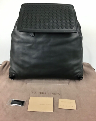 Bottega Beneta Clamshell Classic Woven Black  ackpack (Used) s-l1200.png main image 2