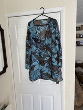 Preloved 🥰Women  swim wear top/blouse  brown /blue   Size 16 