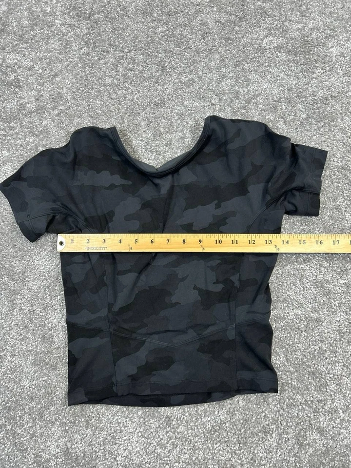 Camiseta Lululemon Align Feminina 4 Preta Cinza Camuflagem Top - Imagem 3 de 4