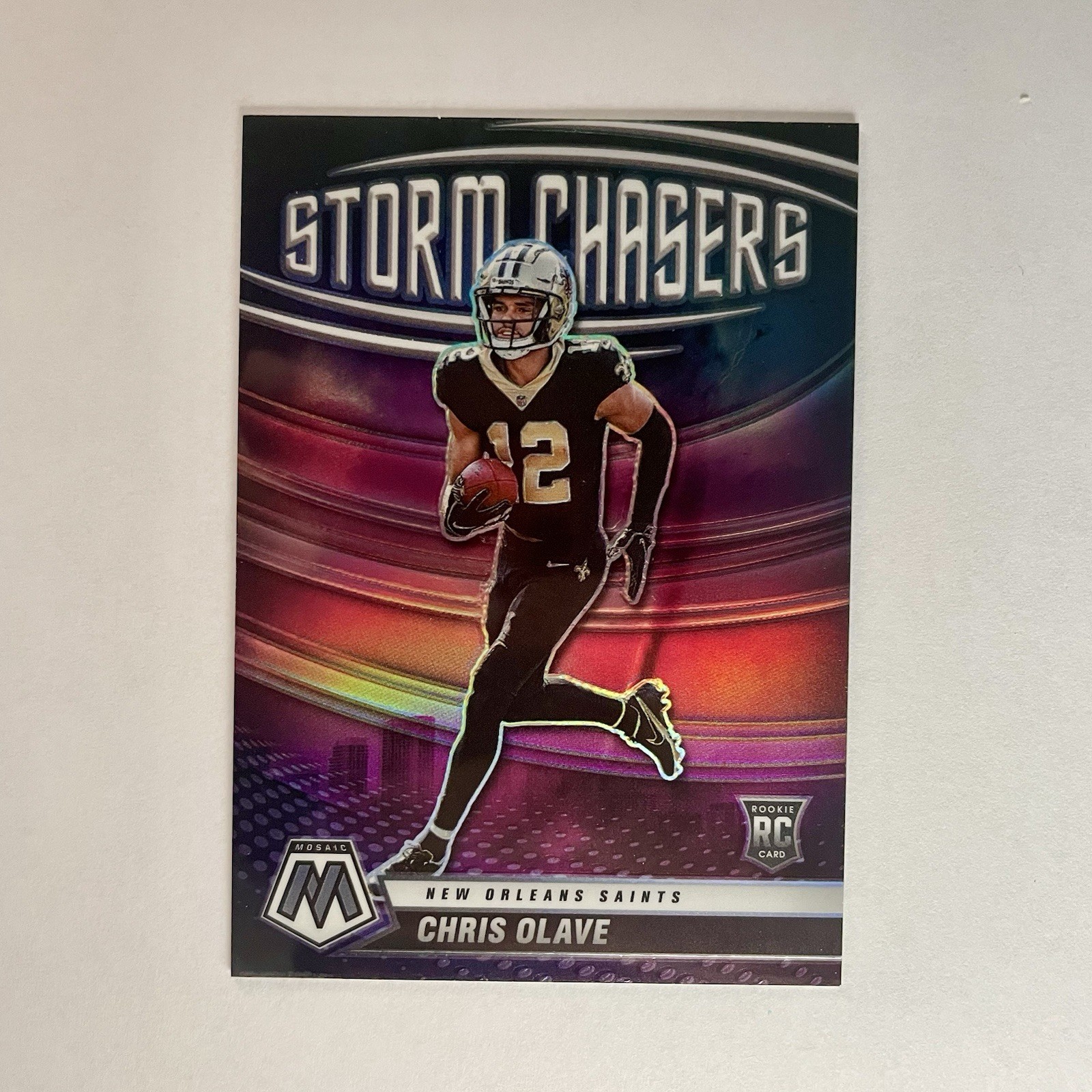2022 Panini Mosaic CHRIS OLAVE Storm Chasers SSP Case Hit RC #SC-17 Saints⚜️
