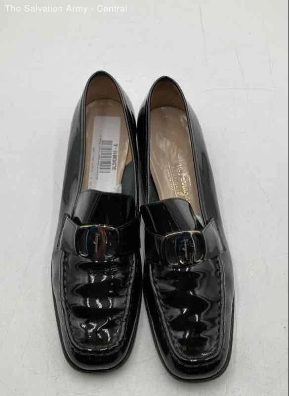 Salvatore Ferragamo Loafer Casual Shoes for Men for sale  display picture 2