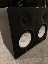 Yamaha HS7 Studio Monitors Pair Boxed
