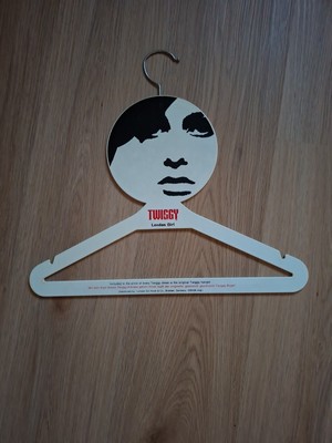 Twiggy London Girl Original Kleiderbügel
