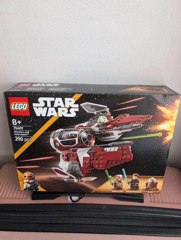 LEGO Star Wars: Ahsoka's Jedi Interceptor 75401 - NEW & SEALED
