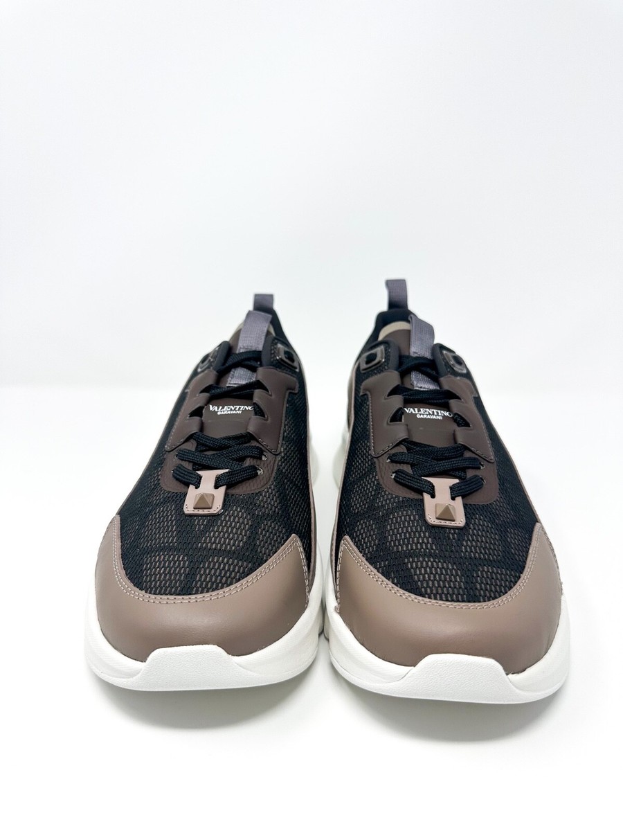Valentino Garavani Men\'s True Act Low Top Canvas Sneakers Size 42.5 (MSRP $980) VALENTINO GARAVANI True Act Leather-Trimmed Mesh and Rubber  main image 3