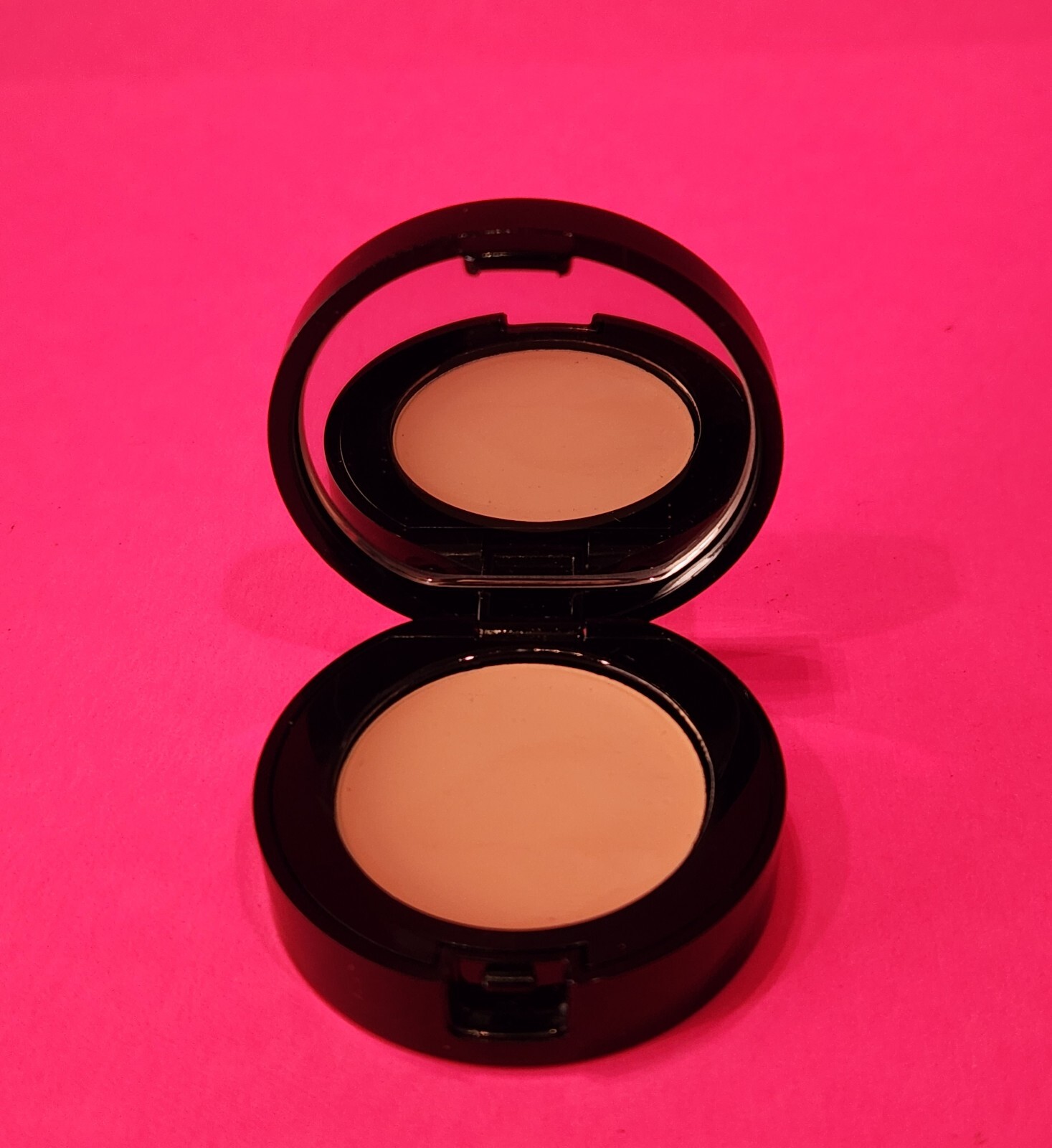 Bobbi Brown Corrector in Porcelain Peach 0.05 oz for Brightening Under Eyes