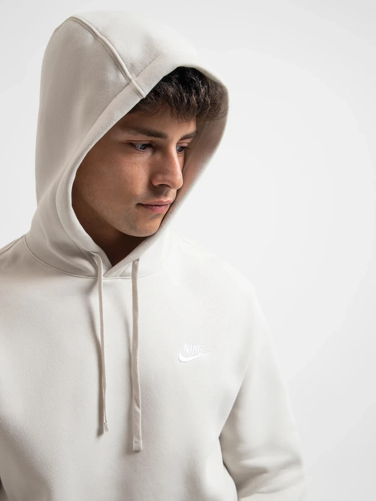 Nike Sportswear Club Fleece Pullover Hoodie in Light Bone White