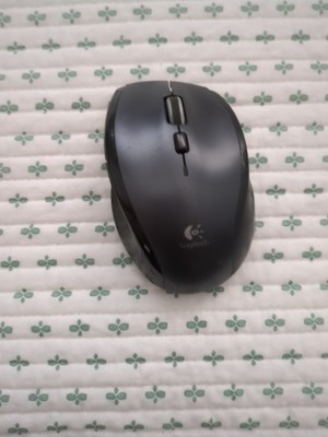 Logitech M705 Wireless Laser USB Mouse W/ USB Receiver Dongle