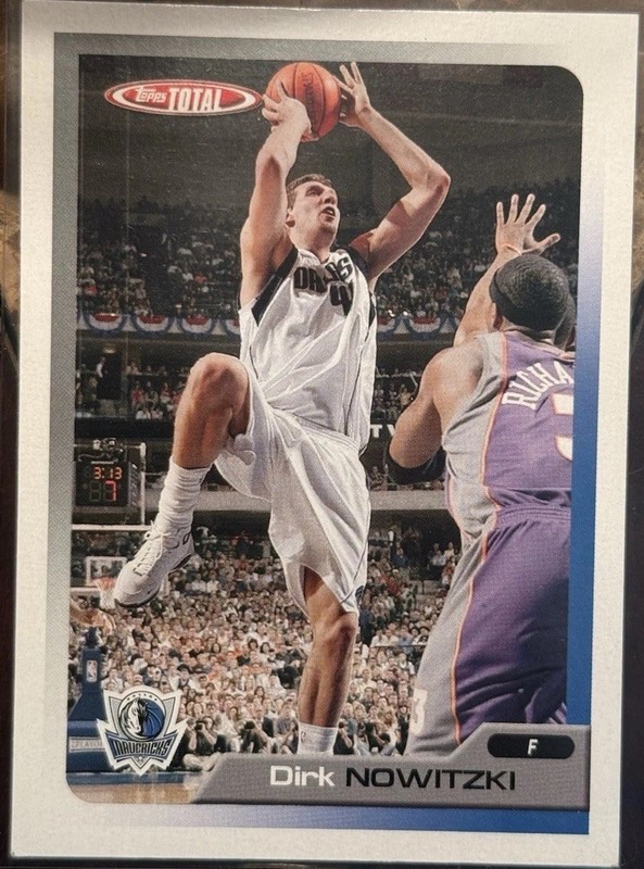 2005-06 Topps Total - Team Checklist Dirk Nowitzki #6