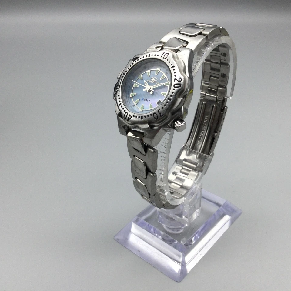 Часы женские Freestyle 28 мм синий циферблат MOP дайверские 300 футов нержавеющая сталь новый аккумулятор 7 дюймов - Изображение 4 из 4