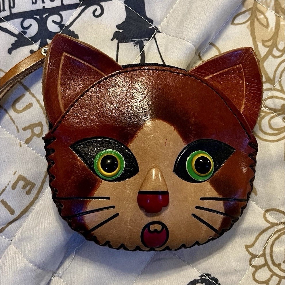 Cat Face Animal Print Coin Wallet Wristlet Brown Beige Green w/ Zipper