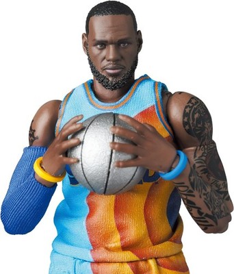 MAFEX LeBron James SPACE JAM A NEW LEGACY Ver. No.197 Figure From