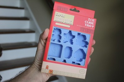 Super Mario Bros Ice Cube Tray Collectors Edition 12 Cube Molds Nintendo