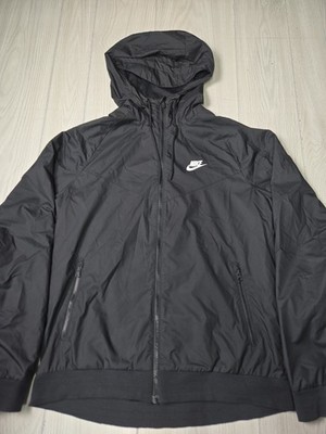 Nike Men s Sportswear Windrunner Hooded Jacket Medium Black Zip-Up Used 