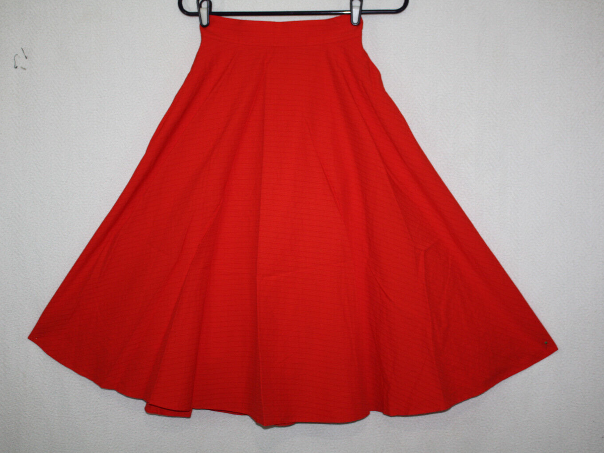 NWOT Uniqlo Sz S Bright Red Flare Pocket Skirt Lined Rear NWOT Uniqlo Sz S Bright Red Flare Pocket Skirt Lined Rear