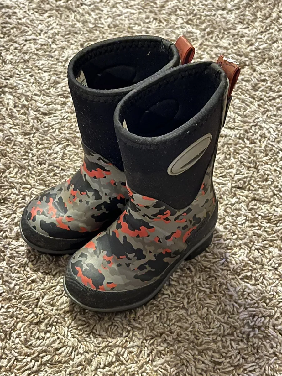 Western Chief Camo Neoprene Rain Boot Boys Toddler Youth Boot