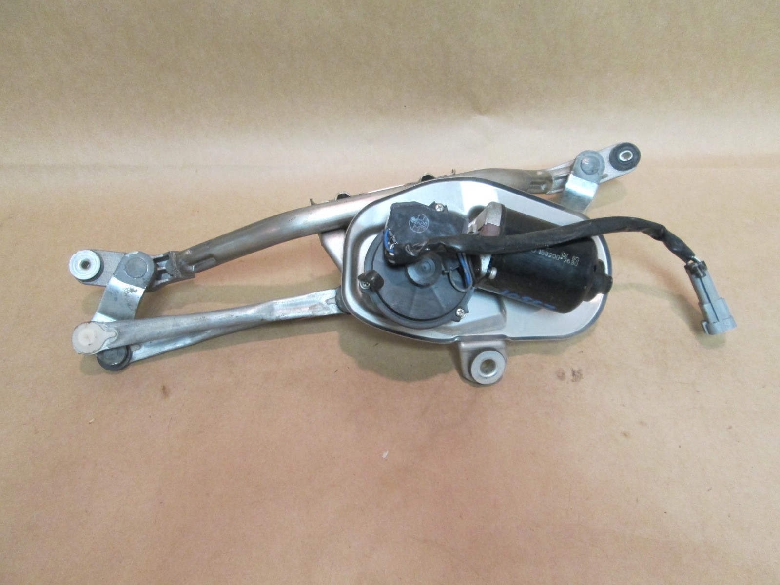 Maserati Quattroporte, Complete Windshield Wiper Motor - Linkage # 68468000