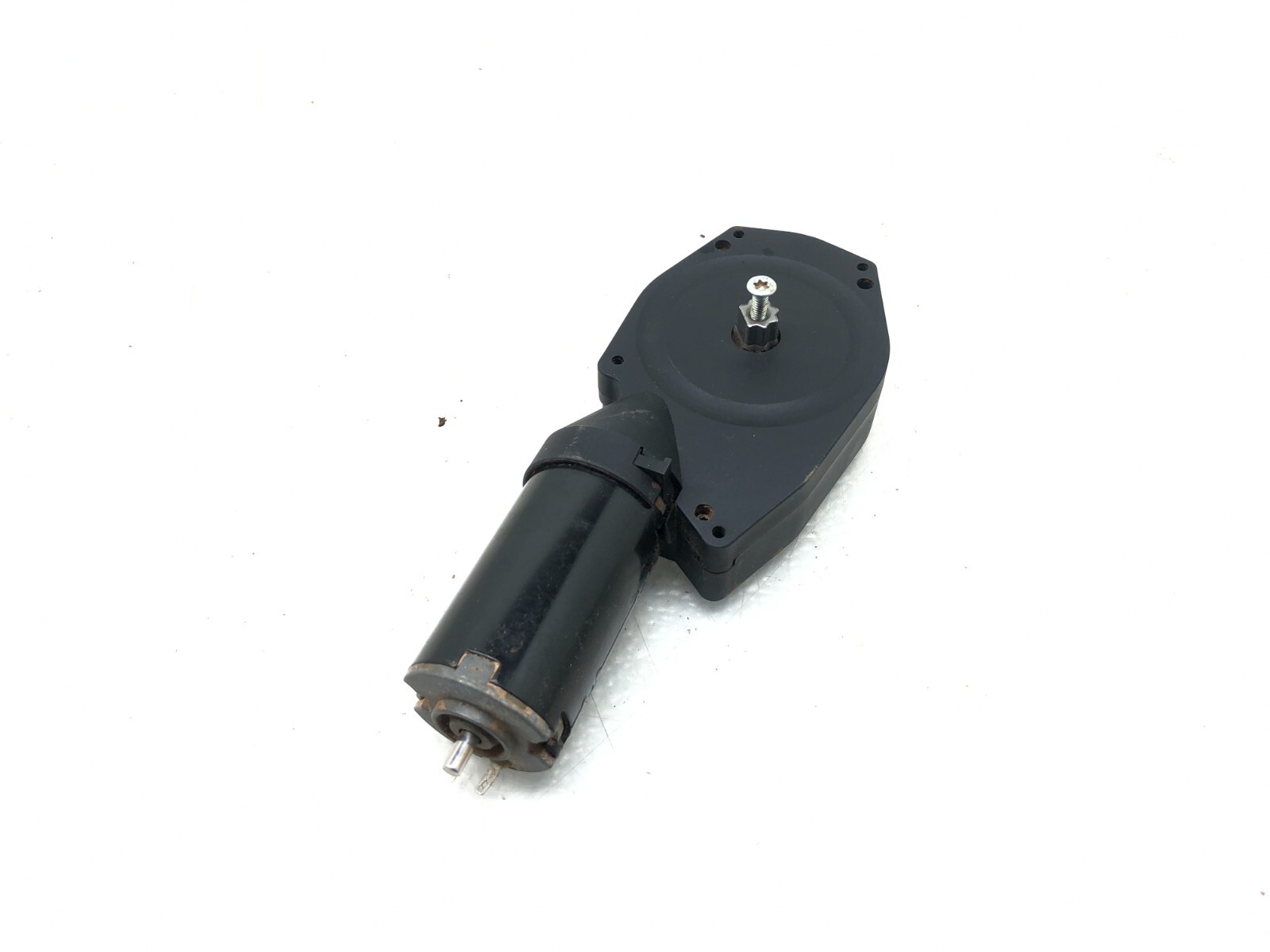 2014-2018 BENTLEY FLYING SPUR REAR WINDSHIELD SUNSHADE BLIND REGULATOR MOTOR OEM