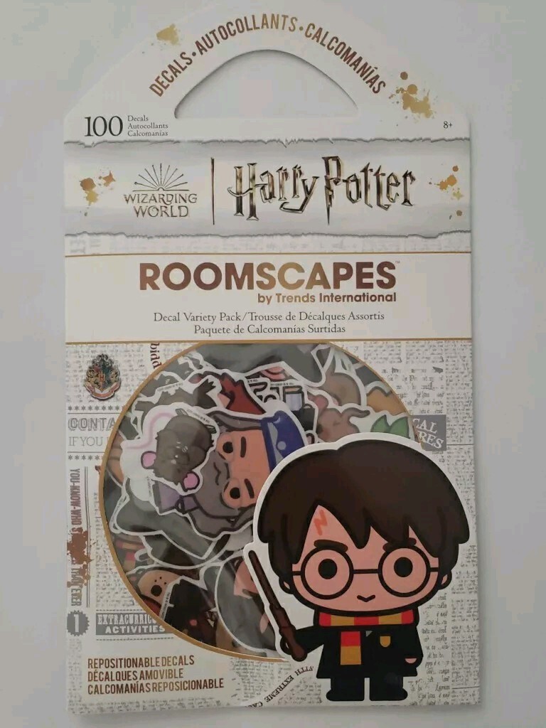 Harry Potter Roomscapes 100 Repositionable Decal Variety Pack AGES