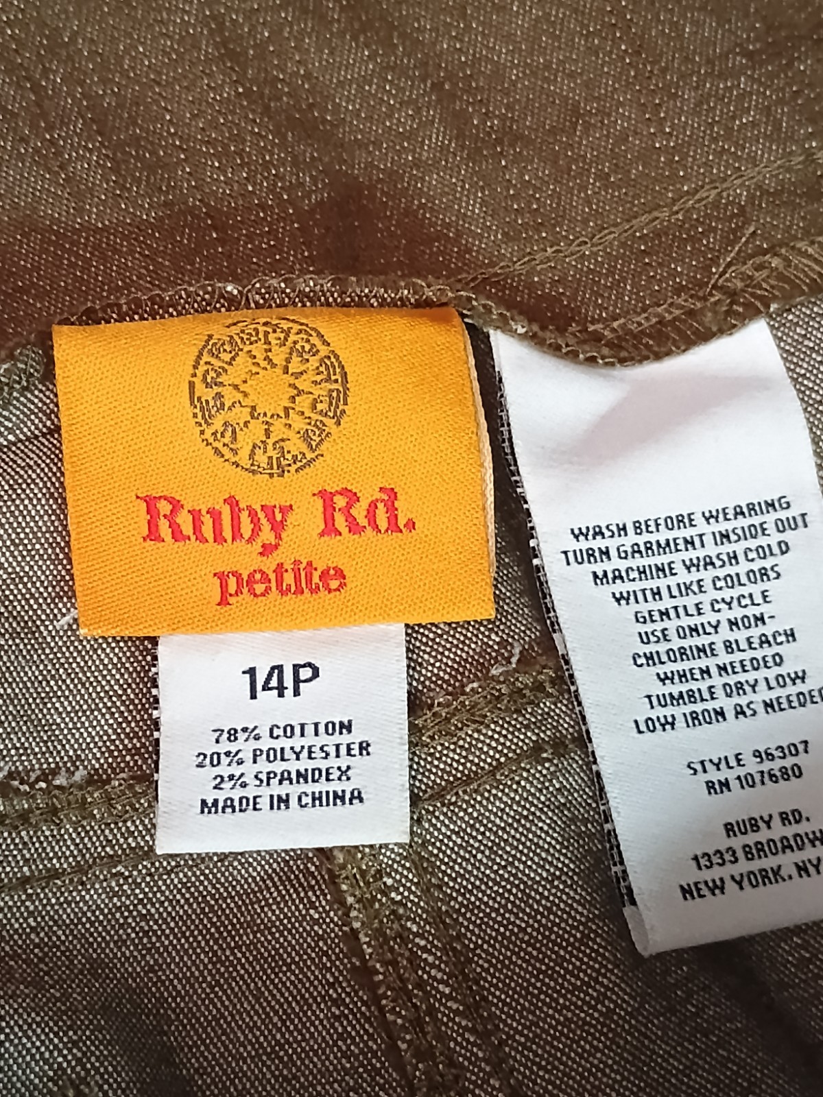 Ruby Rd Petite Pull On Stretch Pants Size 14P Gre… - image 3