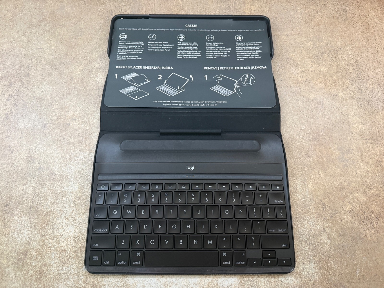 Logitech Create Y-U0030 Black Backlit Keyboard Case w/Apple 